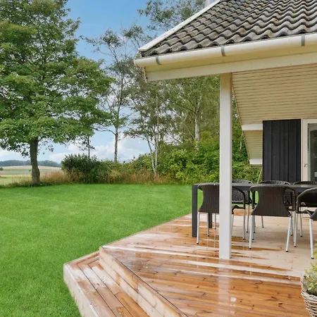 2 Bedroom Beautiful In Samso *