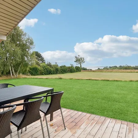 2 Bedroom Beautiful In Samso Сasa de vacaciones *